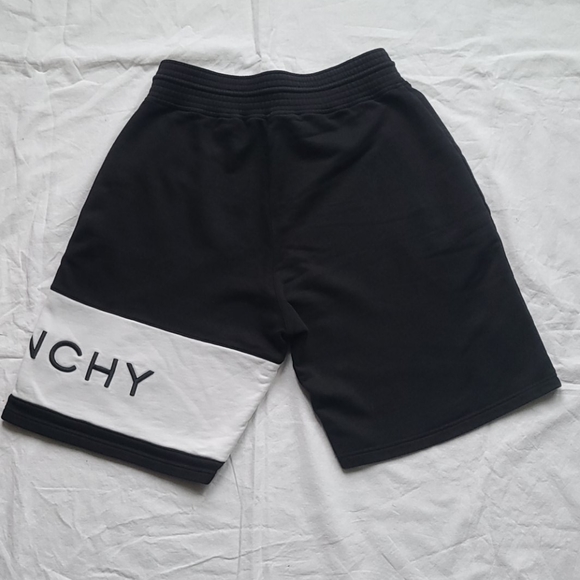 Givenchy Bermuda shorts - Picture 6 of 6